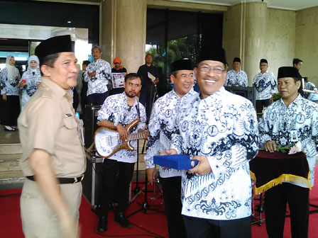 Pencarian PGRI Ketapang - Persatuan Guru Republik Indonesia Cabang Ketapang